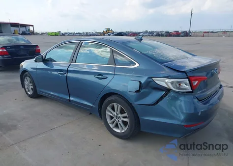 2015 Hyundai Sonata Eco z USA, uszkodzony, nr VIN 5NPE24AA8FH132823